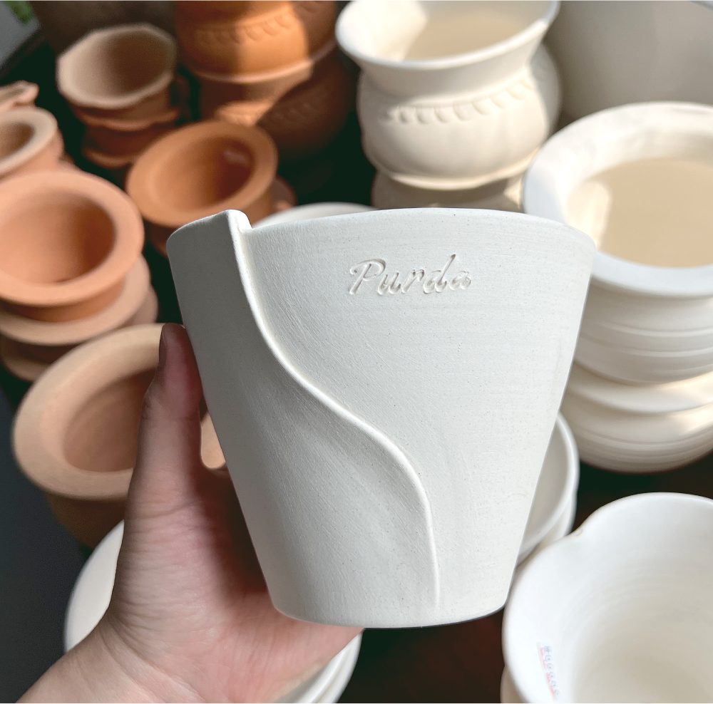 OBJET | line pot - White
